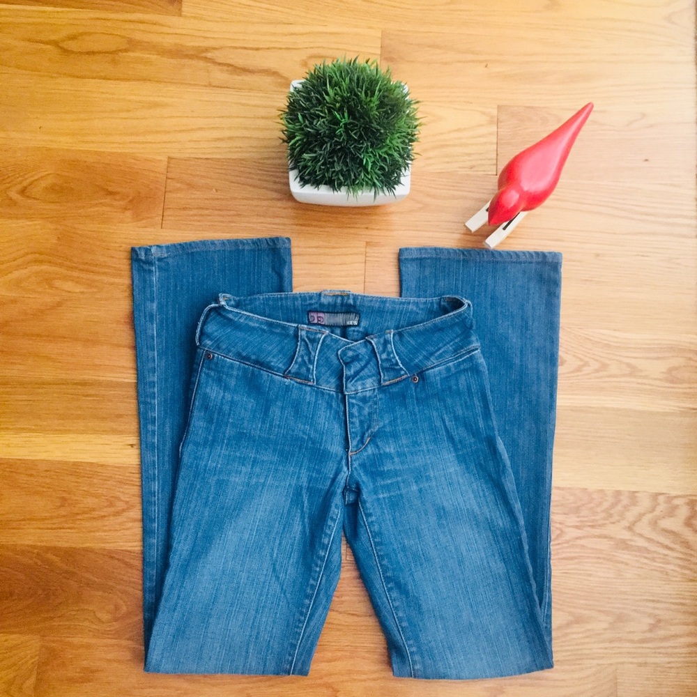 Joe’s Catscratch Stretched Boot Cut Jeans